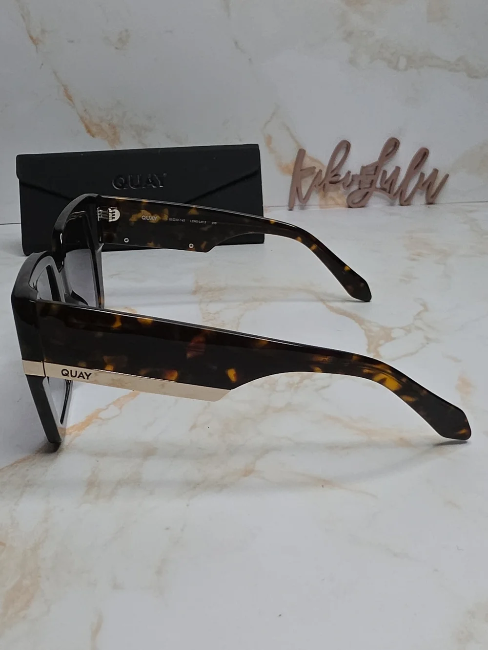 Quay Australia Women's Notorious Tortoise Sunglasses New With Case